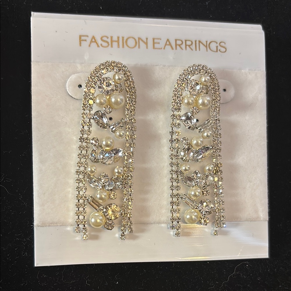 Elegant Pearl and Crystal Drop Earrings